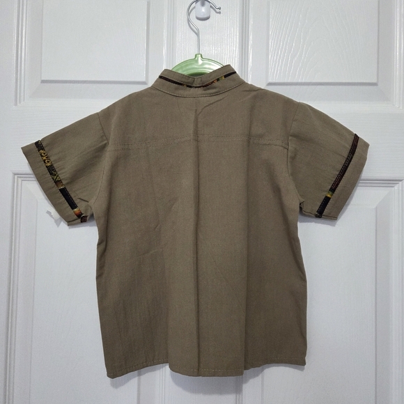 Boys Traditional Embroidered Mexican Guayabera Brown Button up Shirt Size 6 - Picture 2 of 6